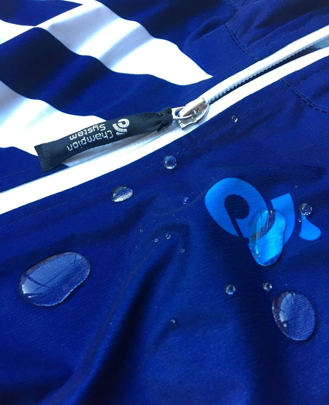 APEX Wind & Regen Weste (wasserdicht)